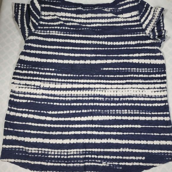 Torrid Vneck Short Sleeve Striped Tshirt - Picture 3 of 3